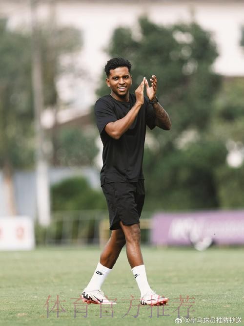 罗德里戈社媒晒训练照:一步一步恢复 罗德里戈社媒晒训练照:一步一步恢复